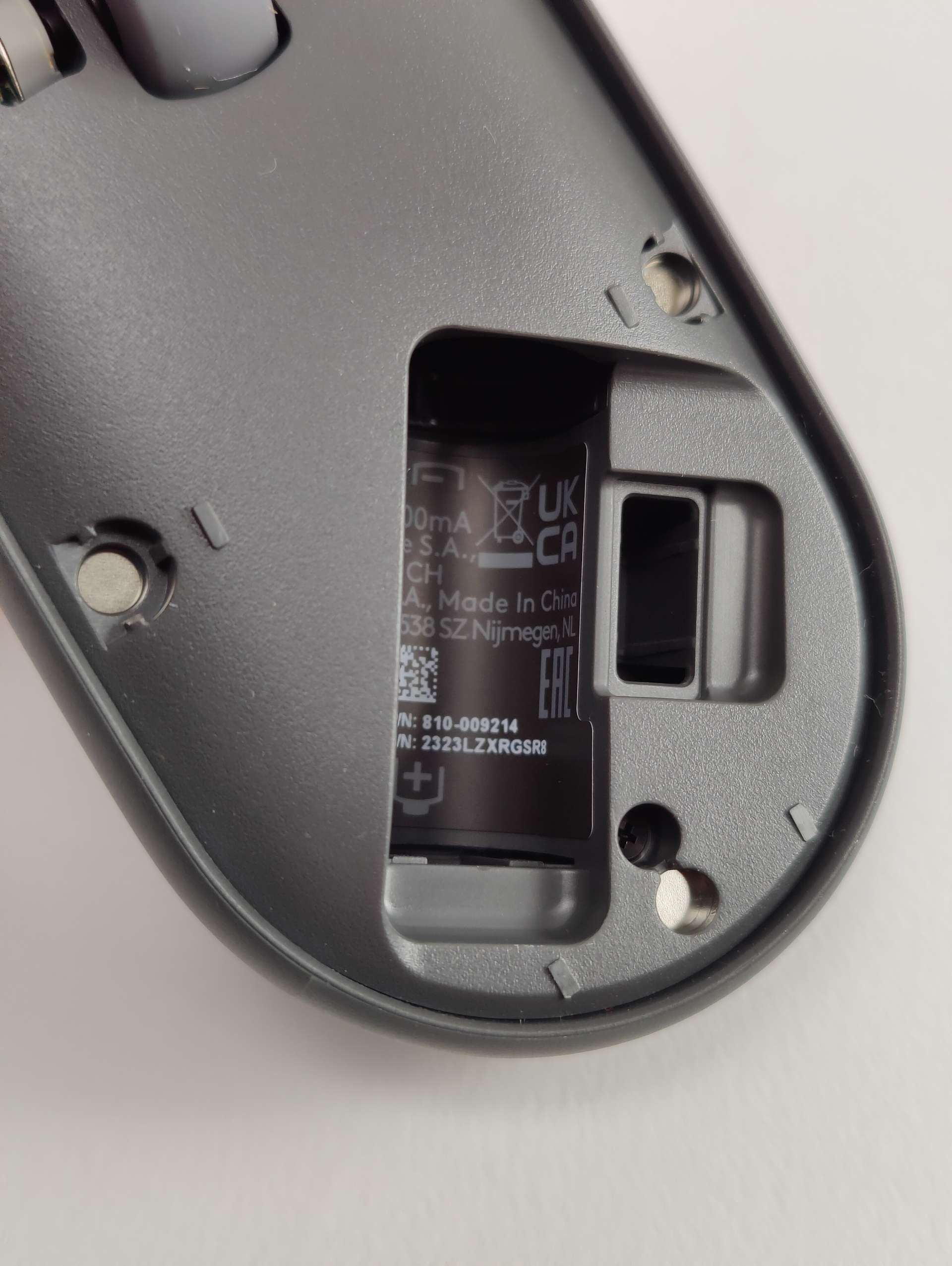 Logitech Pebble 2 Combo for Mac QWERTZ Układ Niemiecki Grafitowy