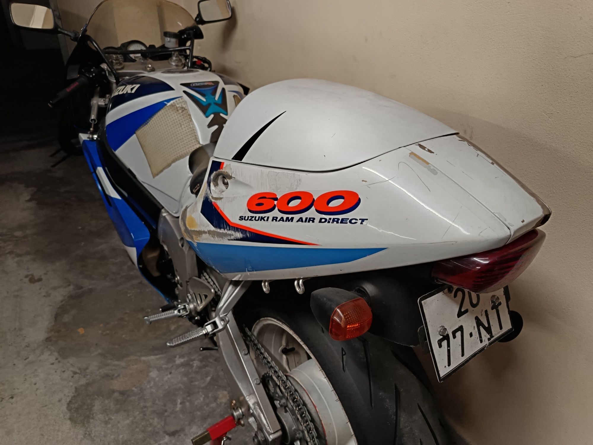 Suzuki GSX-R 750