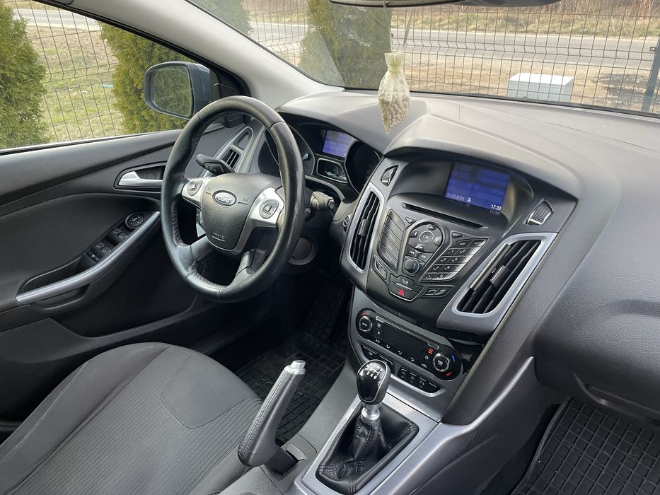 Ford focus  zamiana