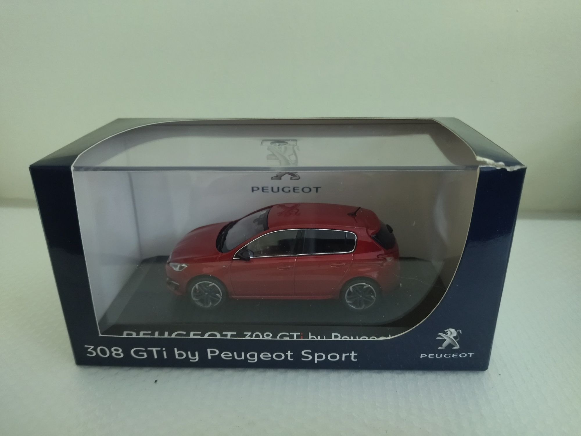 Miniatura Peugeot 308 GTI 1/43 Nova