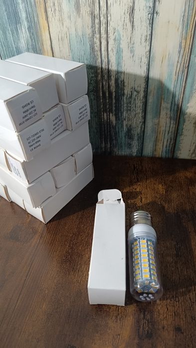 Żarówki LED E27 nowe