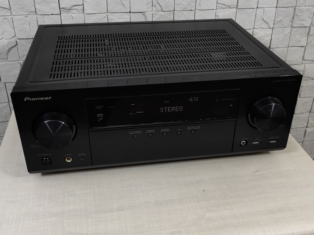 Onkyo TX-NR646 Multimedialny amolitner kina domowego