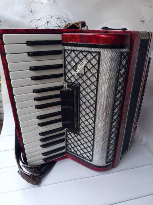 Акордеон "Восток"