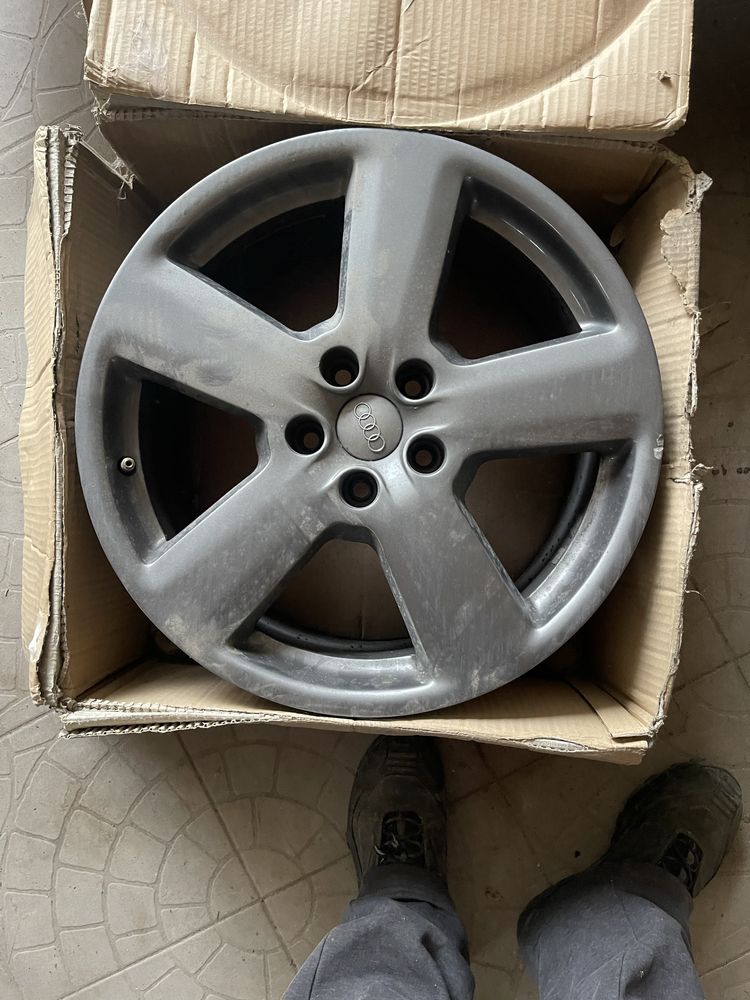 Диски Audi r18 8.0j18r et43
