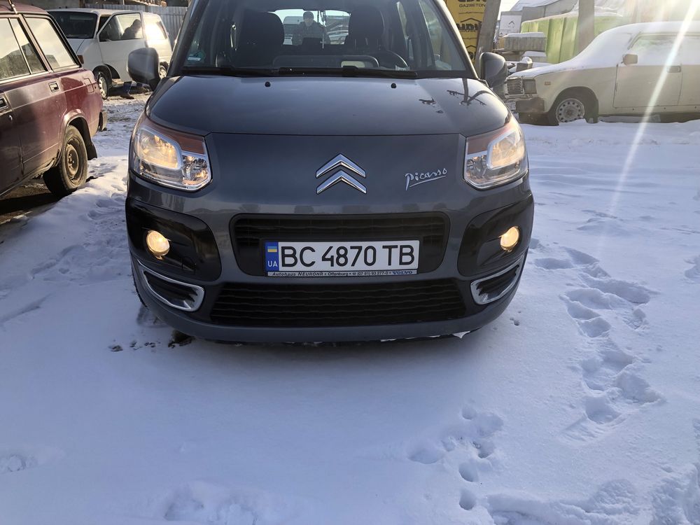 Продам citroen c3 pikasso