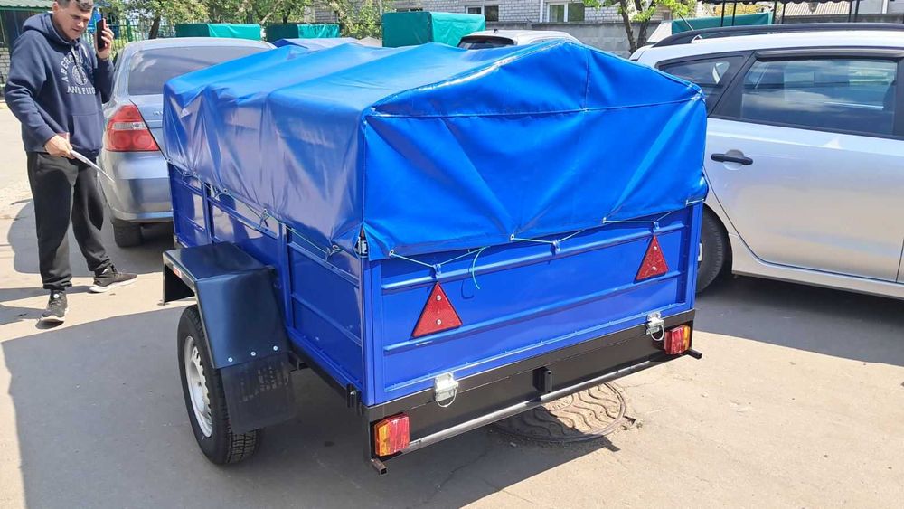 Міцний причіп до автомобіля  від заводу виробника 2000*1300*400