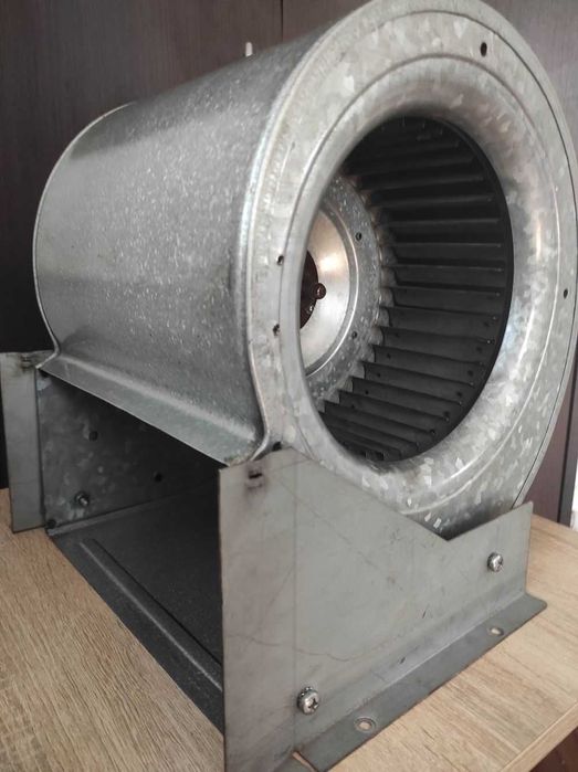 Wyciąg , nawiew do lakierni , spawalni ,pieca  MARZORATI  650W 3000m3/