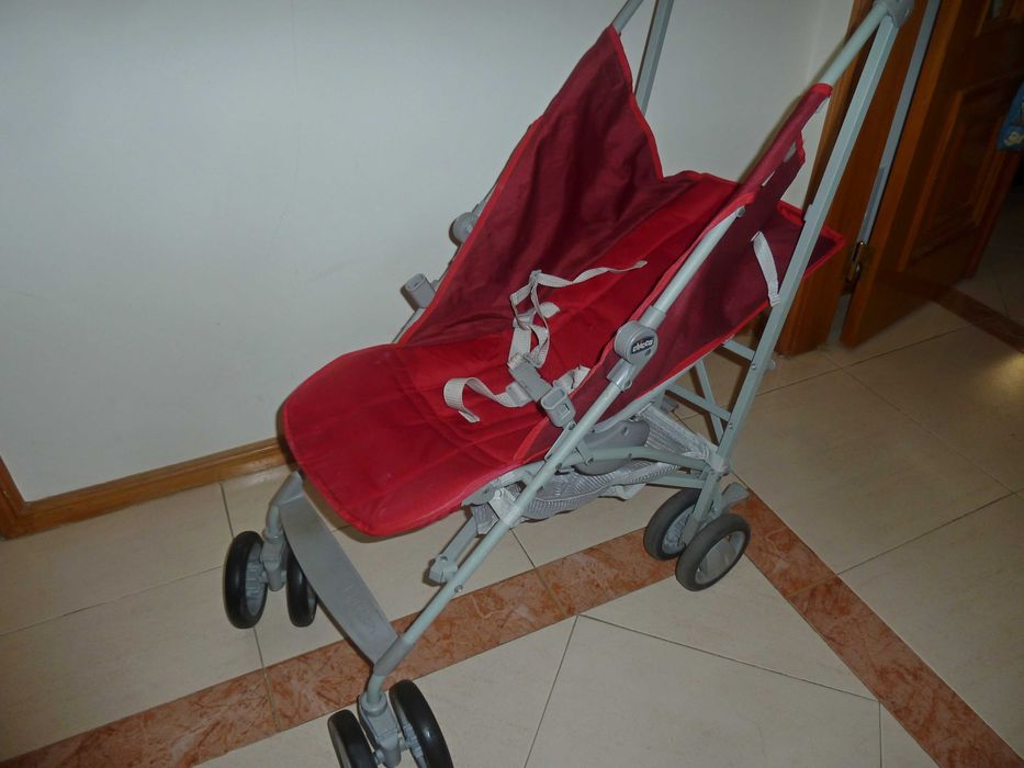 Carrinho de passeio Chicco London (rebatível)
