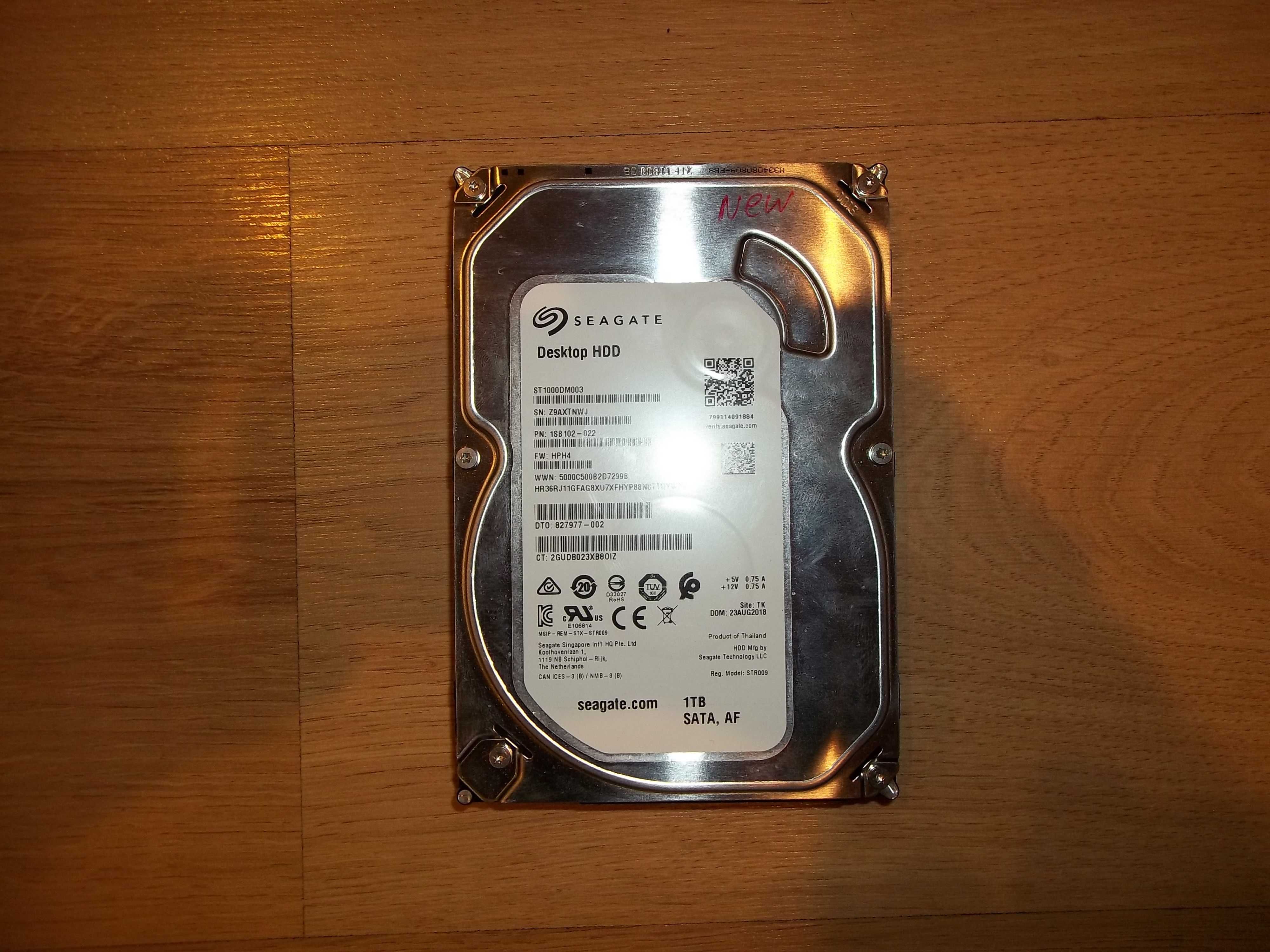 Жосткий диск Seagate до компютера 1 ТВ.