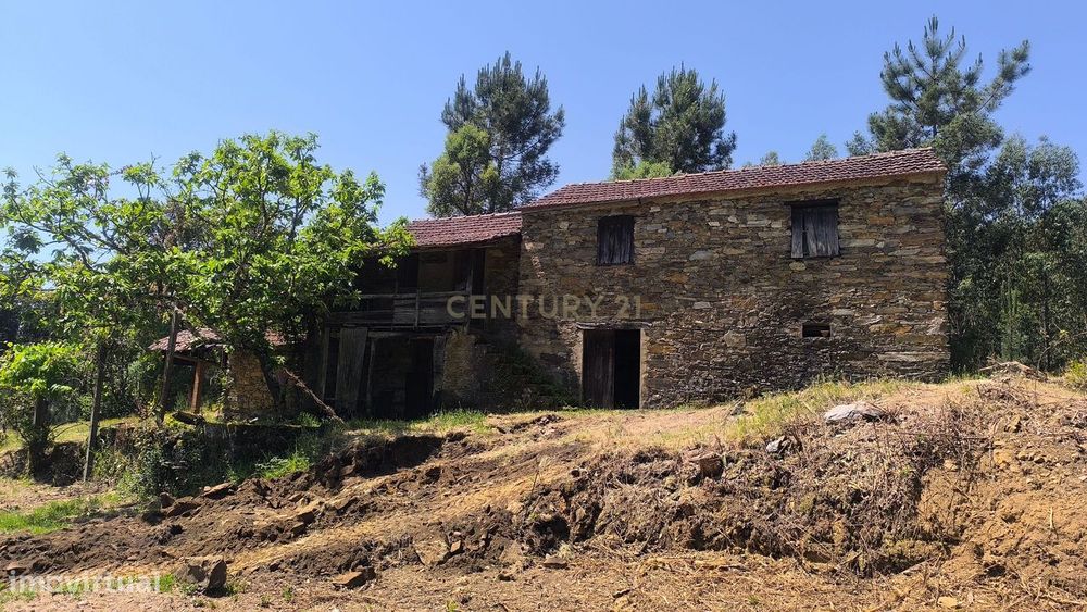 Quinta para Recuperar em Leiria com Vista para a Montanha