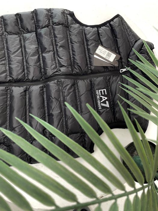 Чоловіча жилетка Emporio Armani / жилет мужской емпорио армани/ ea7