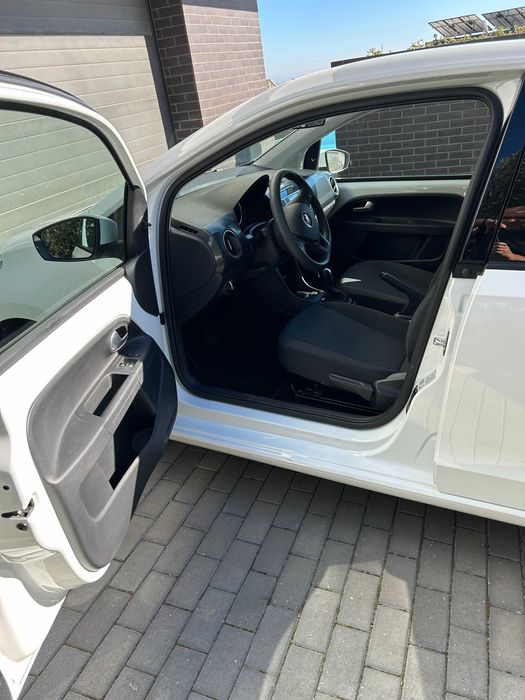 Vw E-up (36,8 Kw - 265Km Autonomia)