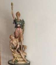 Peça decorativa - Estátua