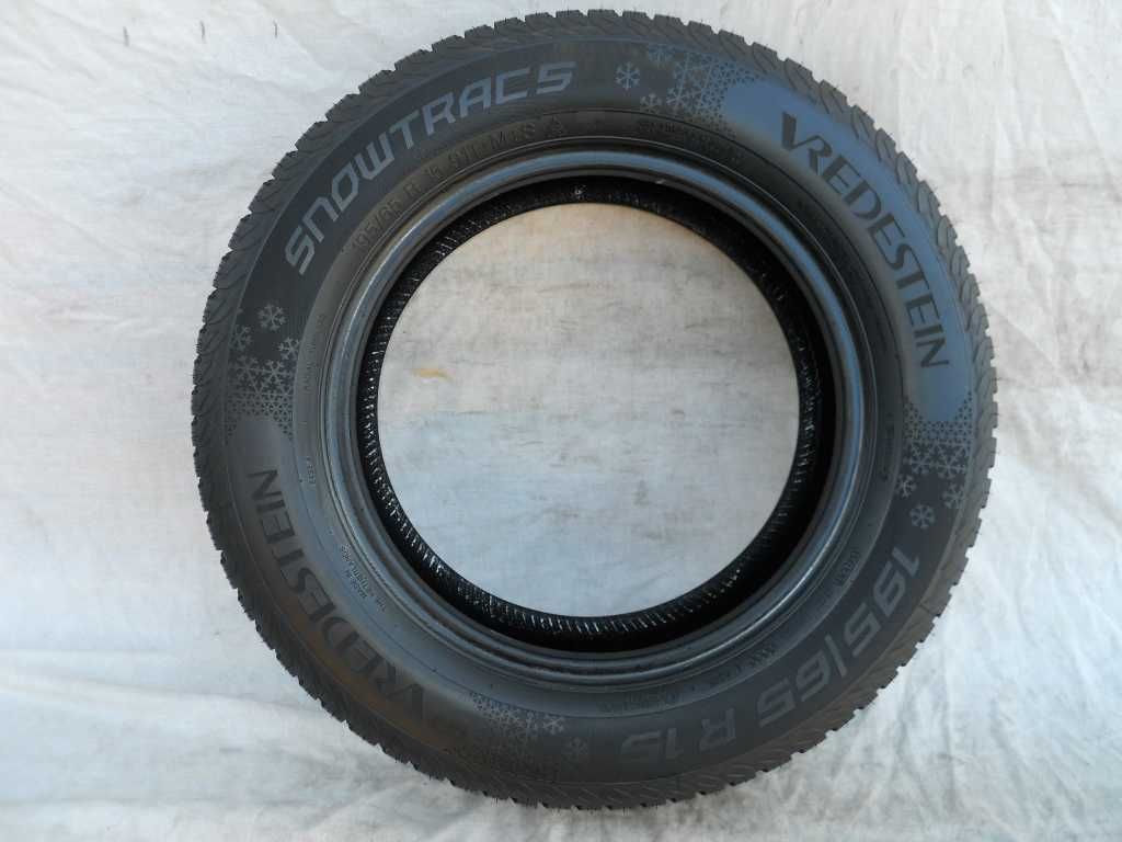 Opona zimowa VREDESTEIN SNOWTRAC 5 195/65 R15 91T (7,9mm)