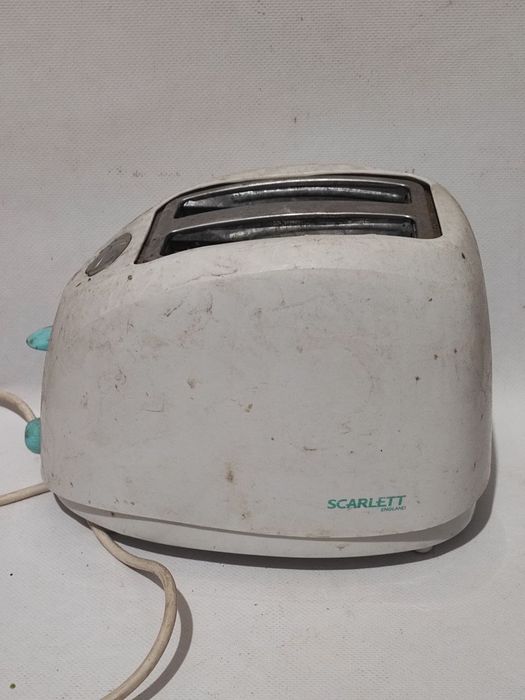Продам тостер Scarlett