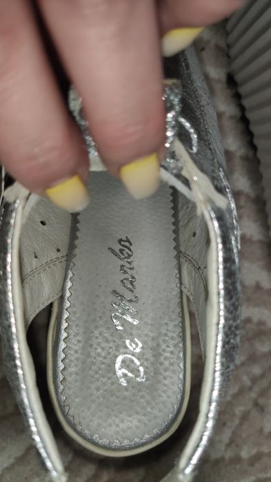 Босоножки-кросовки на танкетке