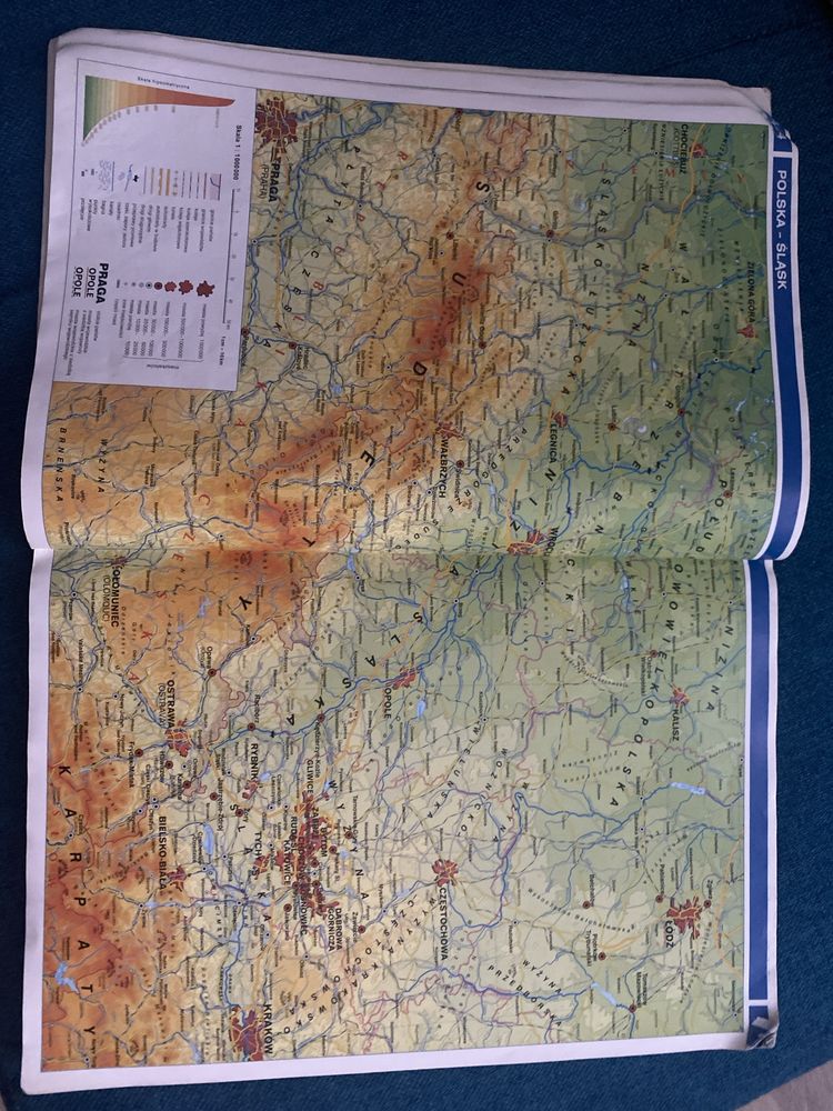 Atlas geograficzny Polska,kontynenty,świat 2013