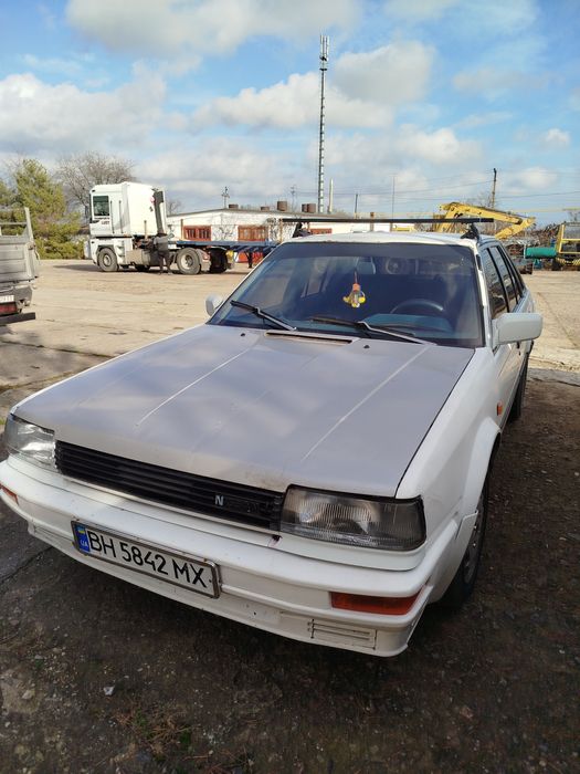 Продам Нисан Блюберд.