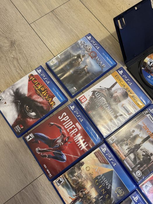 Sprzedam gry na PS4 – super stan!