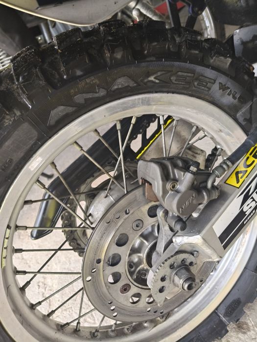 Suzuki Dr 650 se