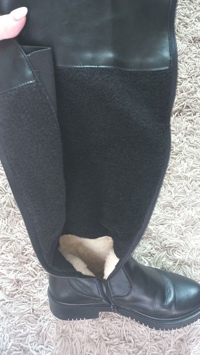 Шкіряні сапогі в гарному стані