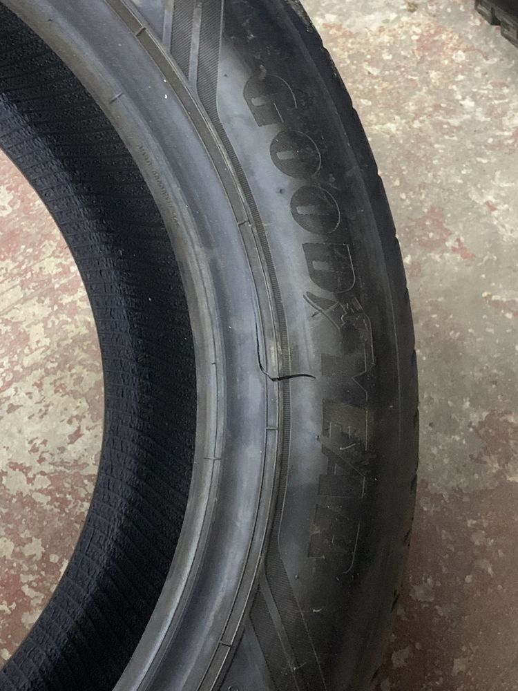 Goodyear Eagl f1 225/55/17