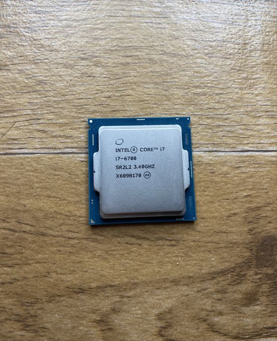 Процессор intel core i7 6700 4 ядра 8 потоков 4.0 Ггц частота идеал