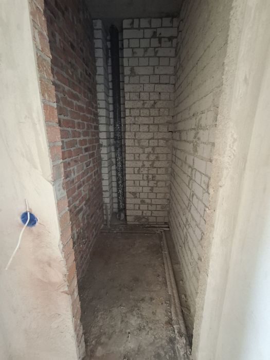 Новобудова 54м2  ЦЕНТР Продам 1 кім квартиру