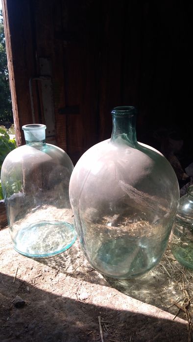 Великі бутиля і каструля, самовивіз