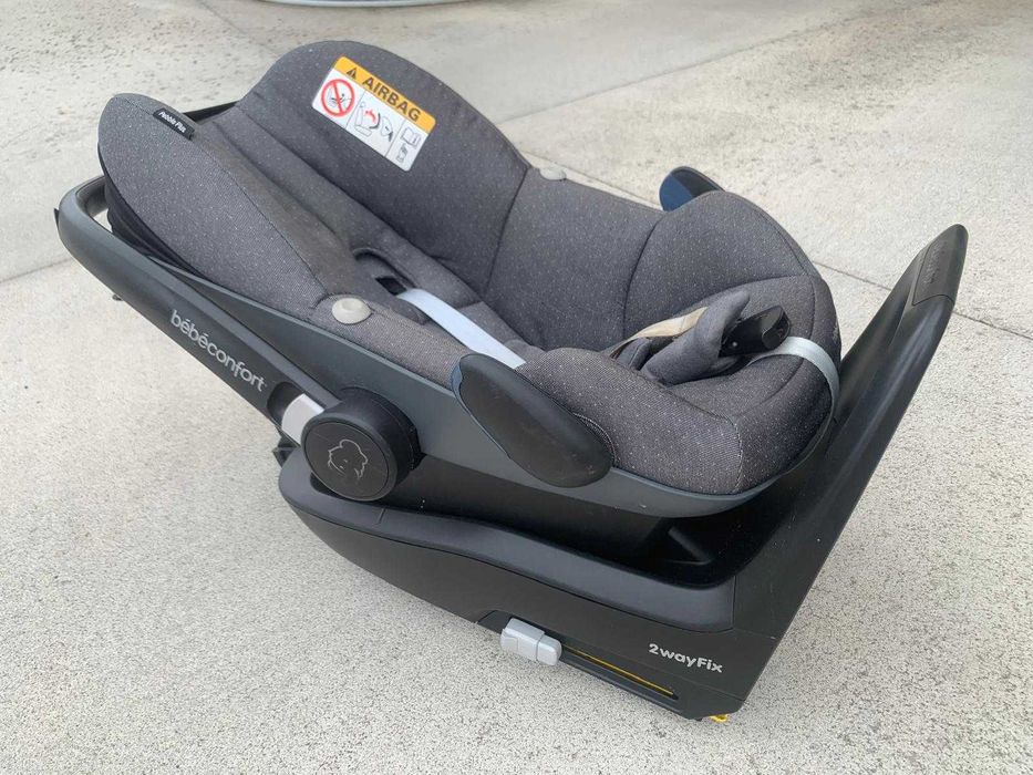 Carrinho de bebé + ovo + base ISOFIX