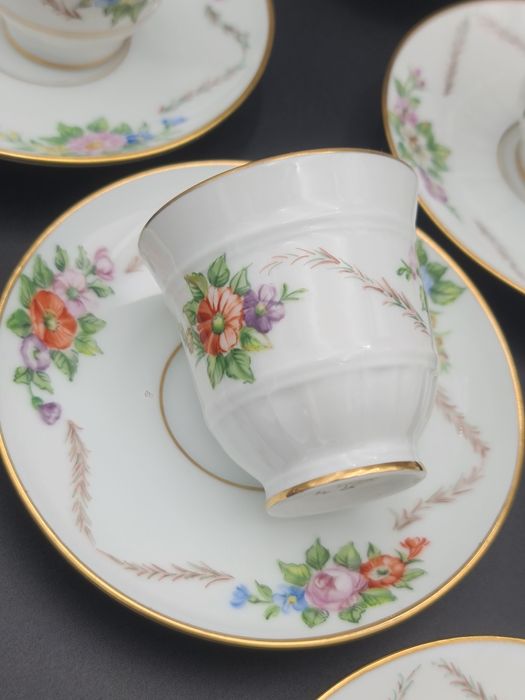 Filiżanki z talerzykami biała porcelana B&G Kopenhaga  lata 60-te