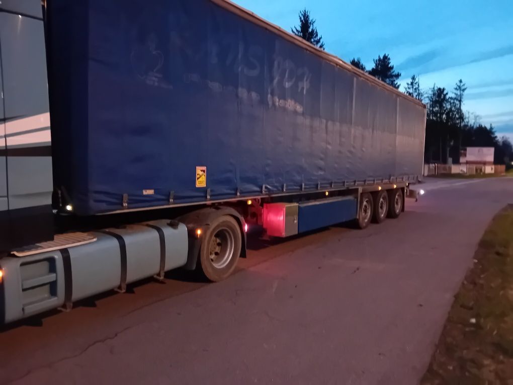 Naczepa firanka  podloga pod kręgi lecitrailer