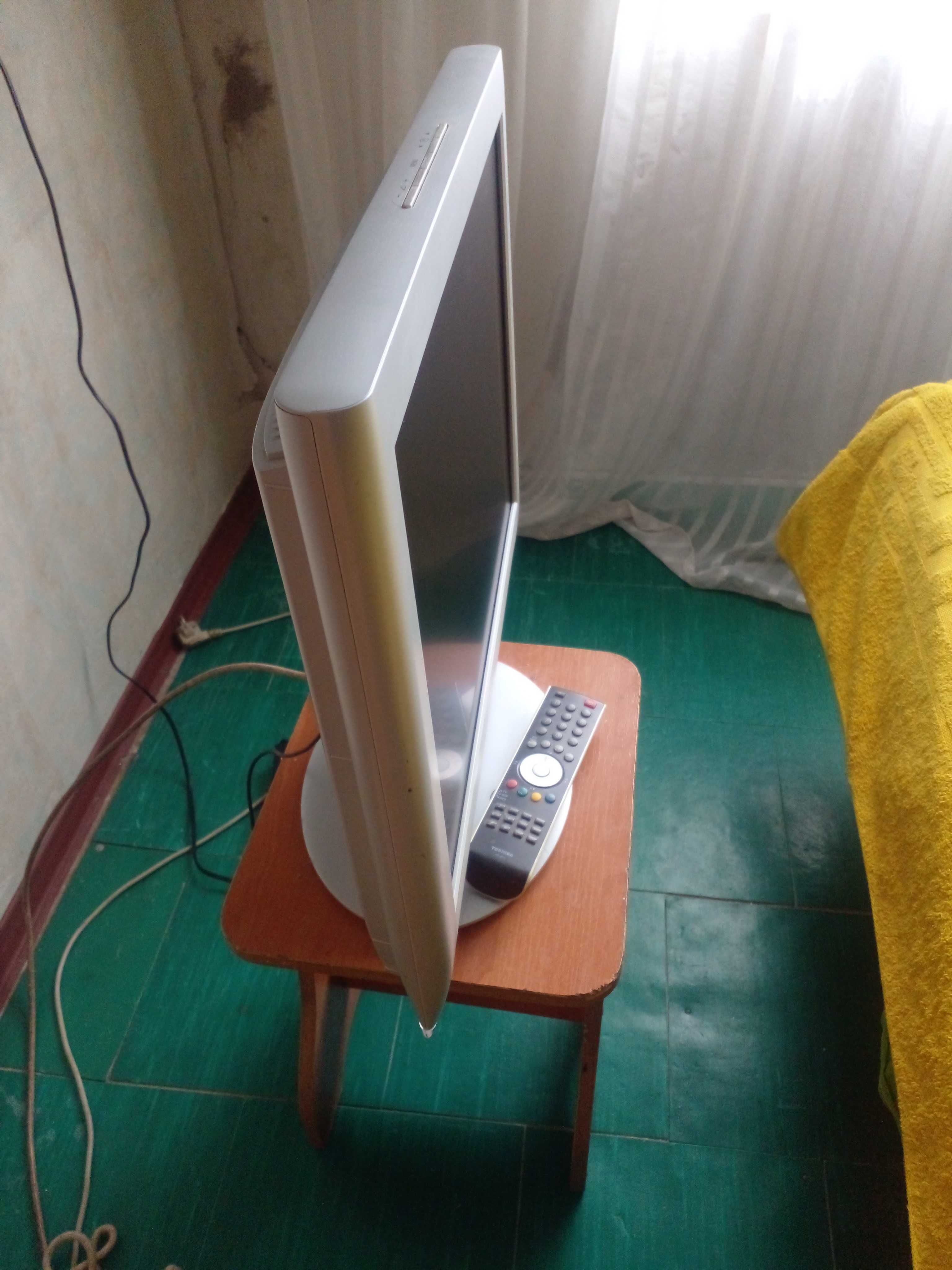 Продам тв лсд тошиба 20 д