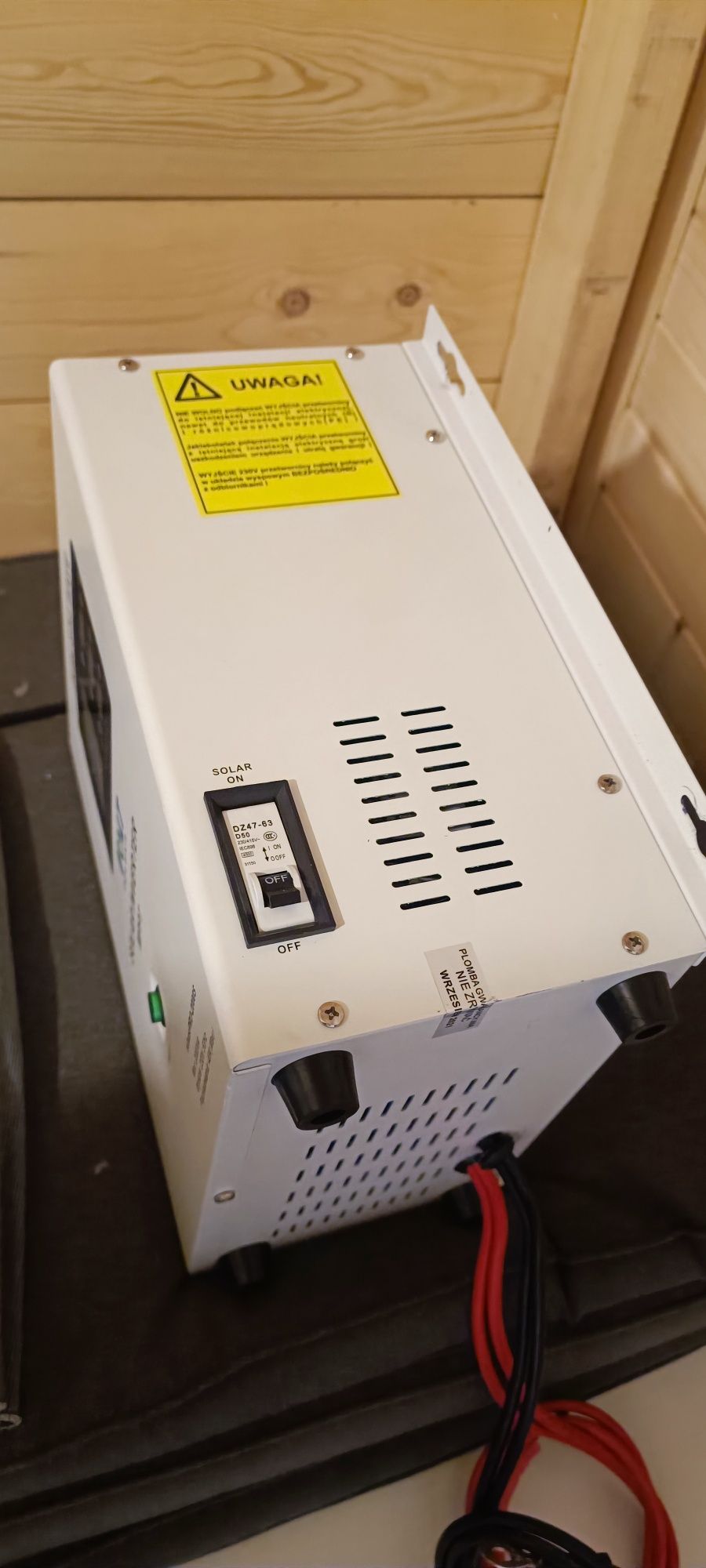 Inwerter solarny mmpt off grid Volt Sinus 2000S 24V  2500