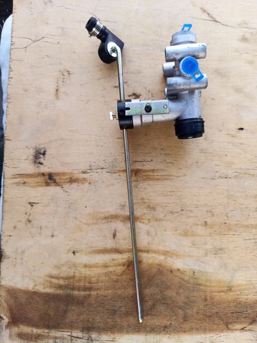 Запчастини для DAF