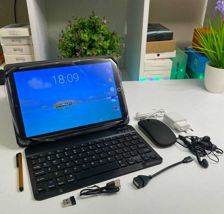Планшет с клавиатурой, мишкой и чехлом на 512гб