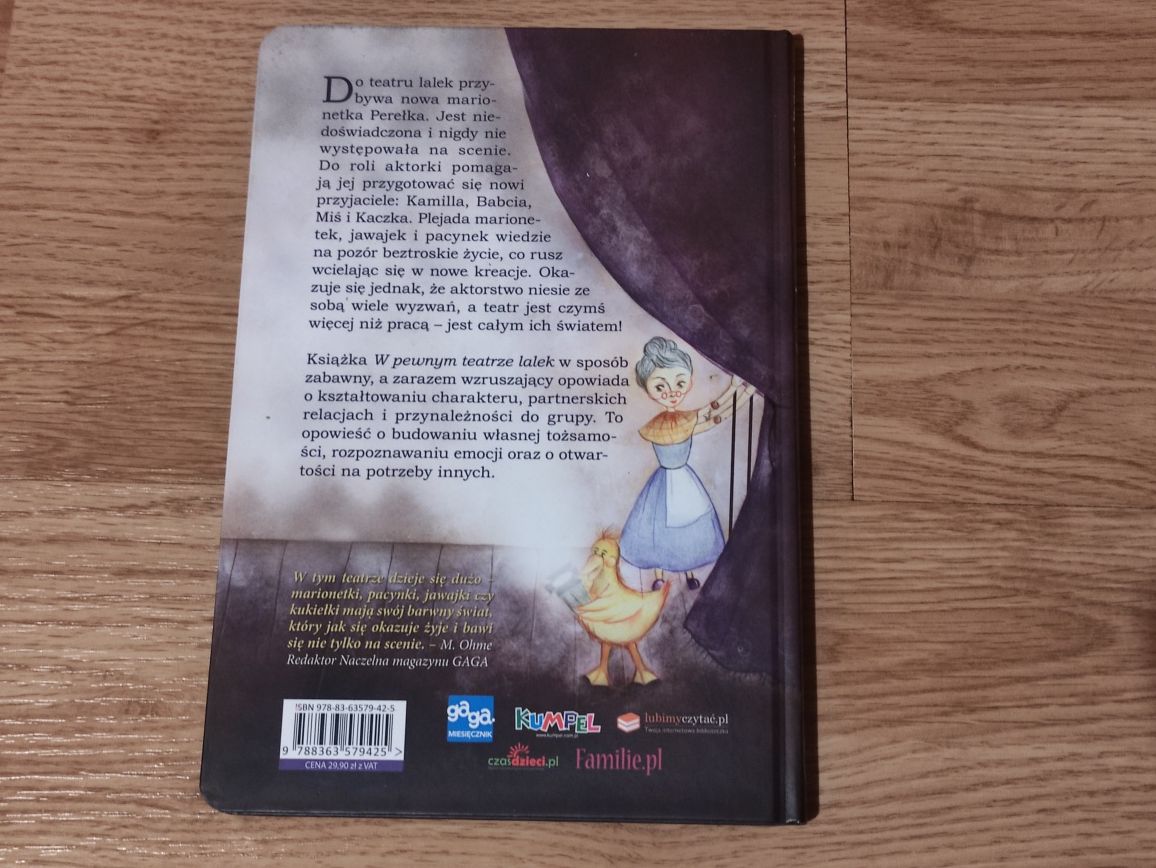 Książka "W pewnym teatrze lalek" Lidia Miś *piękna historia*