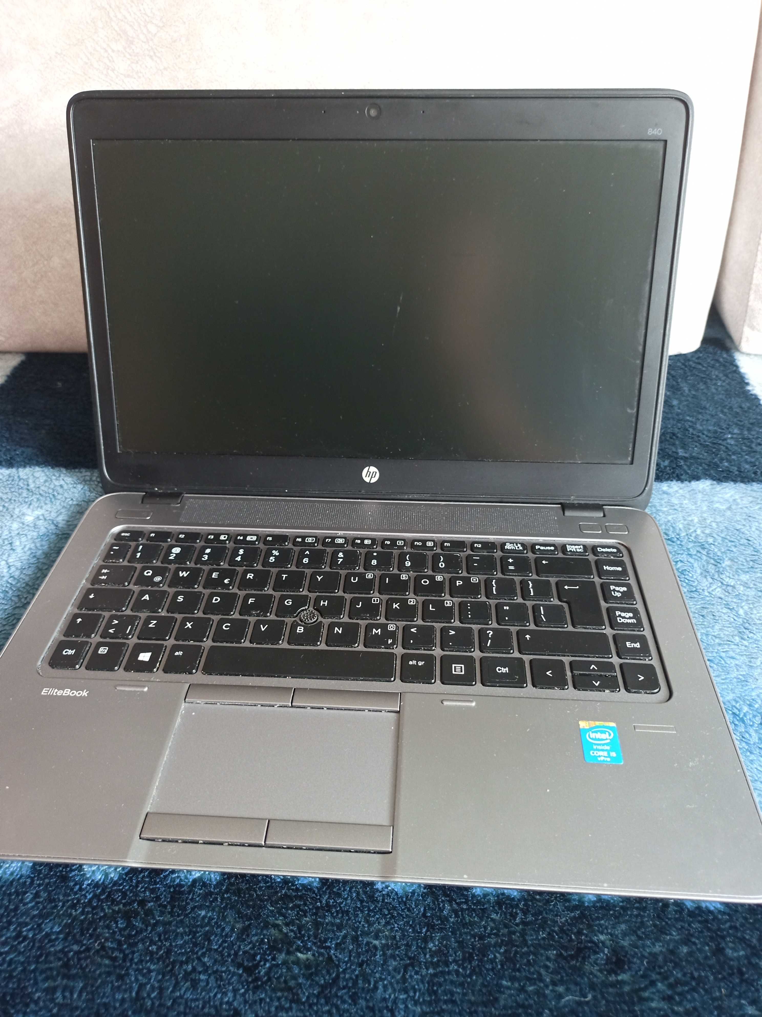 3 laptopy HP Pavilion 17", Elitebook 840 G2 14'', elitebook 8570w 15''