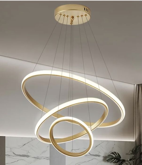 Nowoczesna wisząca lampa z 3 pierścieniami