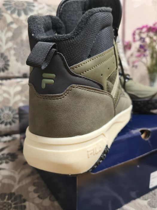 Продам ботинки  45 размера