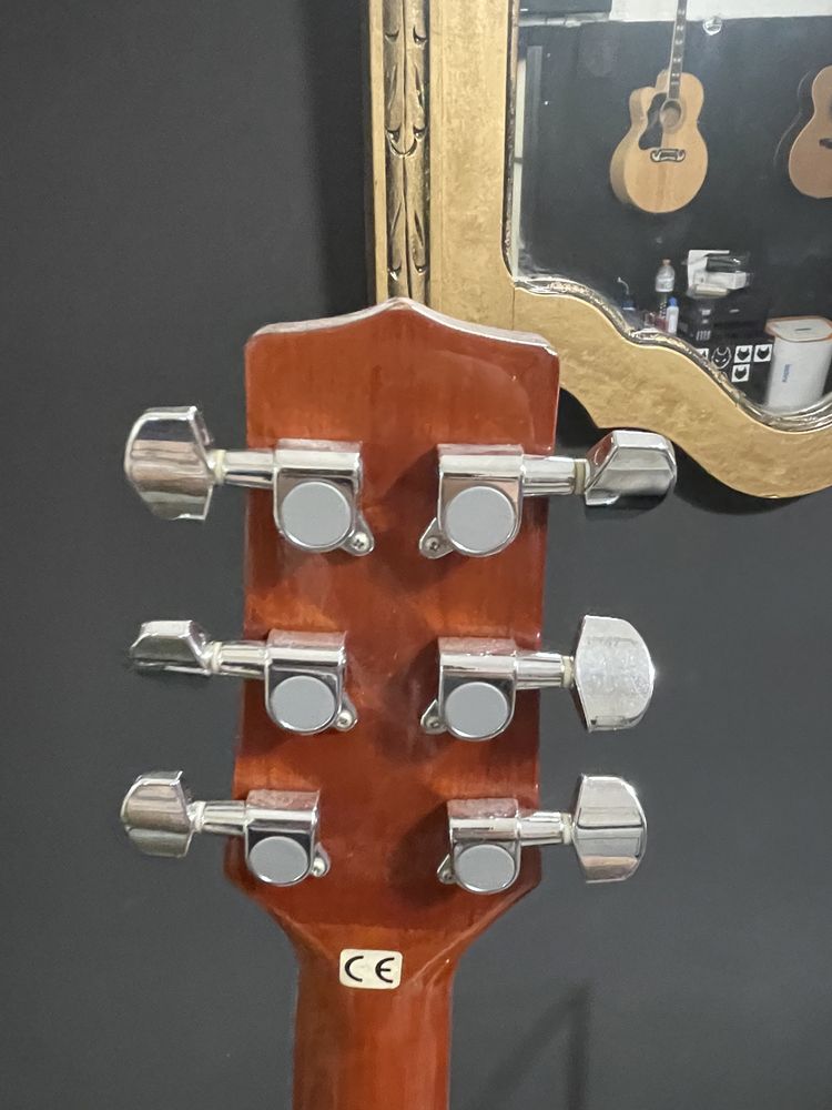 Guitarra peavey modelo njac-99S.n  ano 97 estilo folck