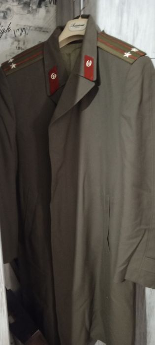 Китель довгий продам