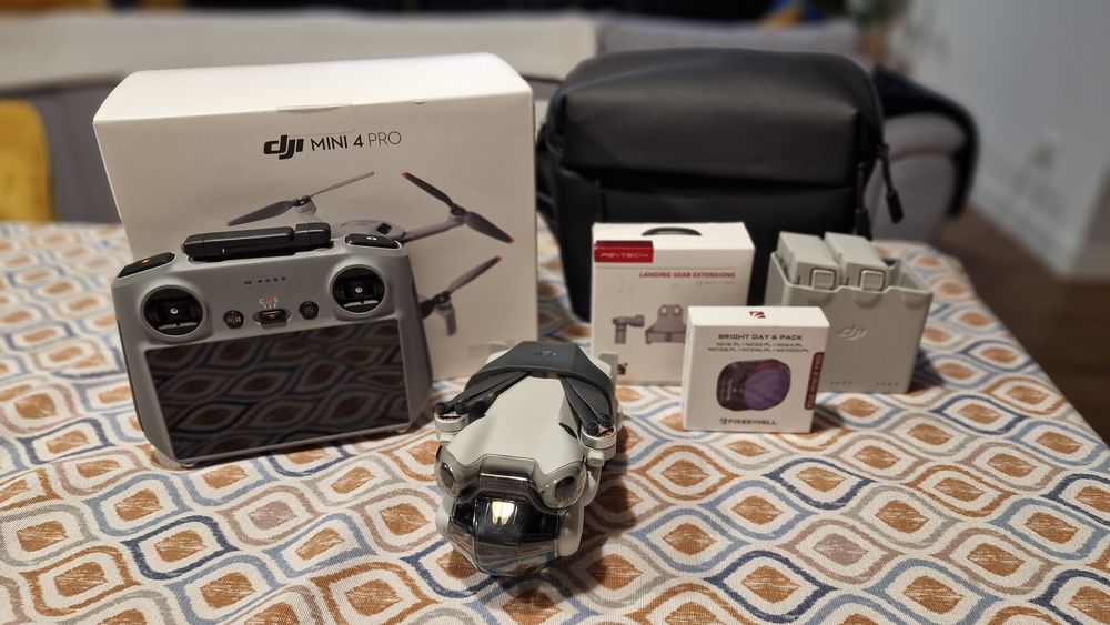 DJI MINI 4 PRO Fly More Combo + zestaw 6 filtrów - STAN IDEALNY!