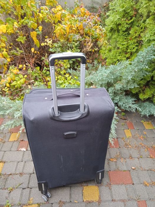 Чемодан большой 72*48*35 б у