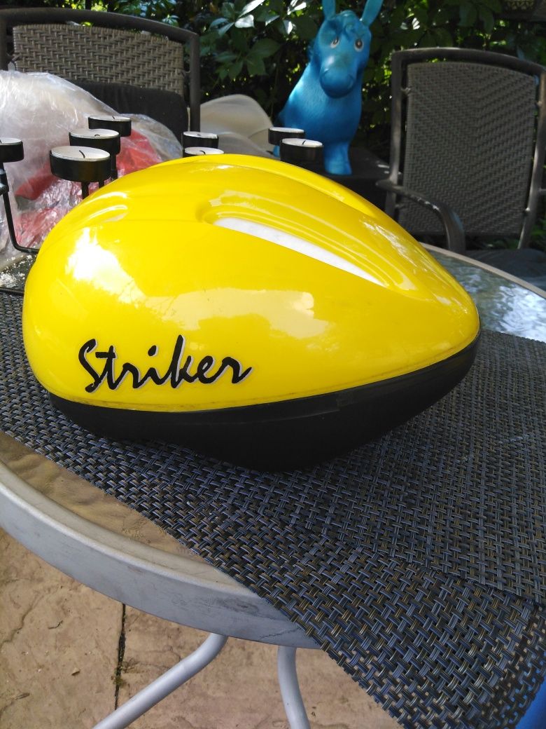 Kask na rower Met, striker