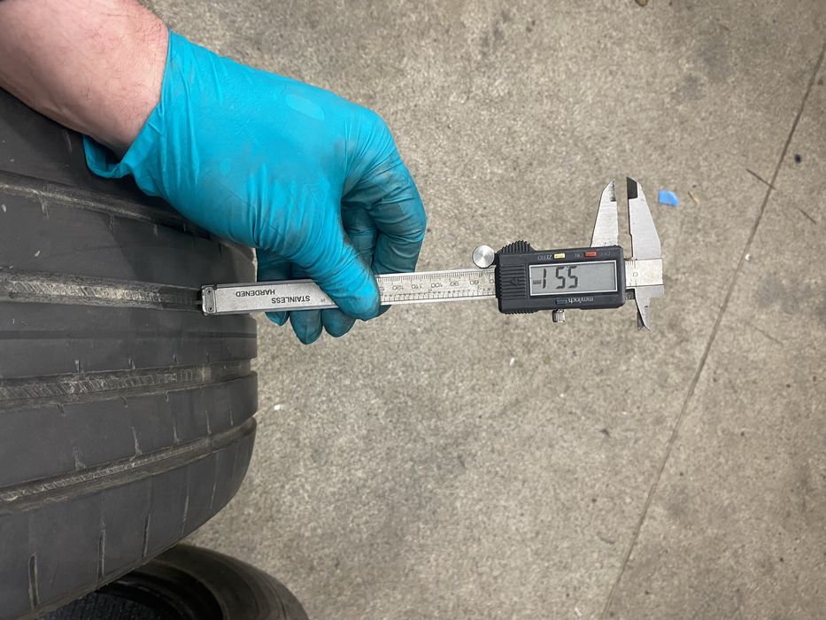 Goodyear Eagle F1 Asymmetric 3 235/45 R20 100V