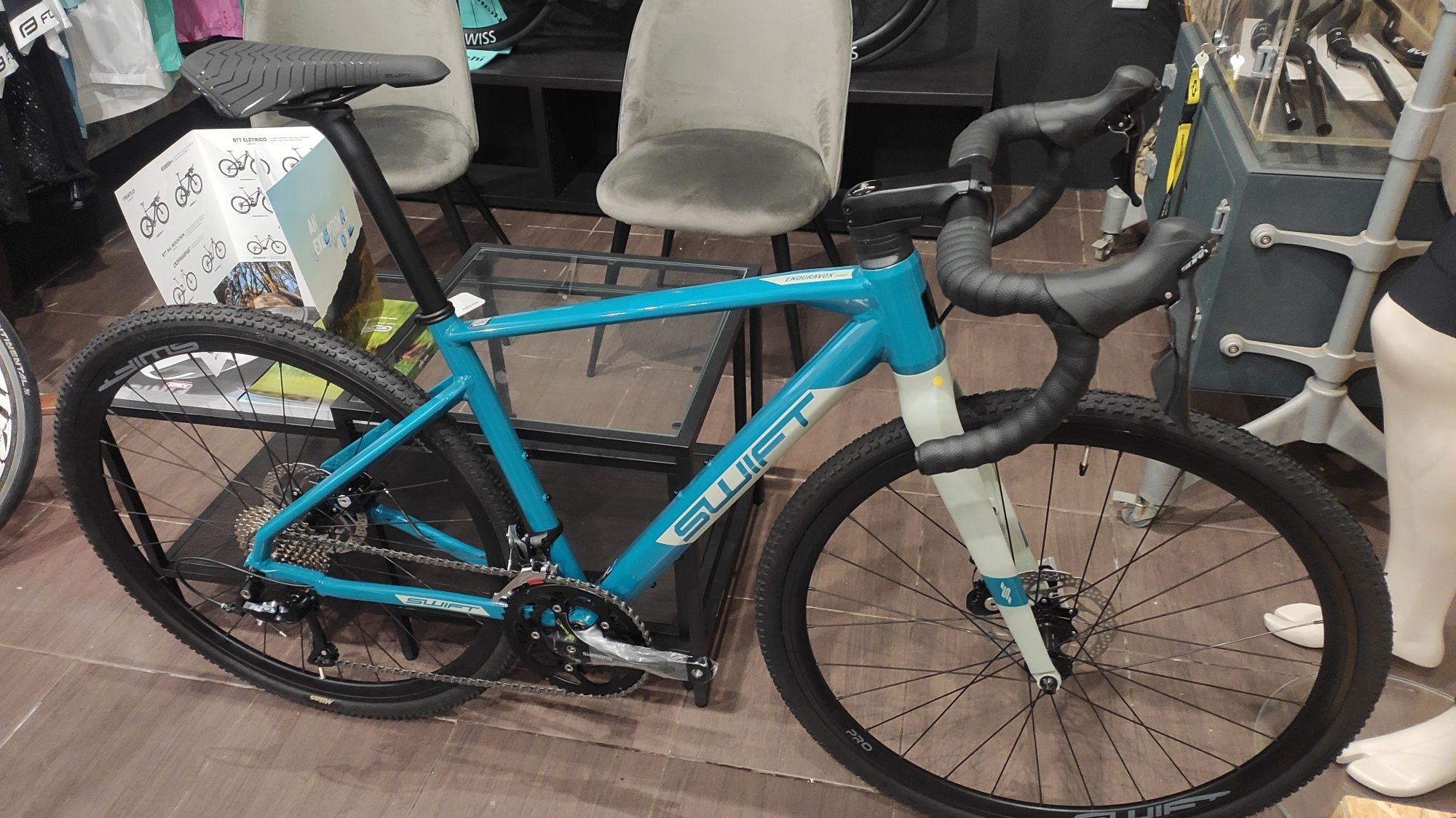 SWIFT Enduravox PRO Gravel/Estrada