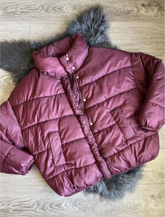 Куртка  бордова ідеальний стан