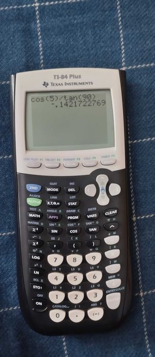 Calculadora Texas TI-84 Plus (Silver edition)