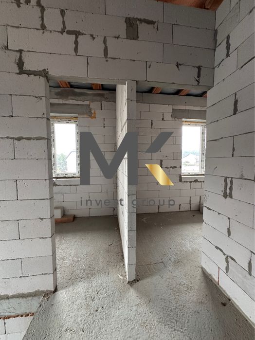 Будинок 2-поверховий із терасою та балконом — Дмитрівка.